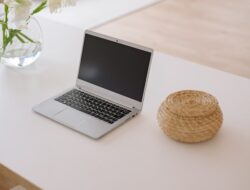 Cara Menyalakan Laptop yang Tidak Mau Menyala, Coba Di Rumah Sebelum Bayar Servis